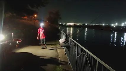 Canalport Riverwalk Park Fishing Area