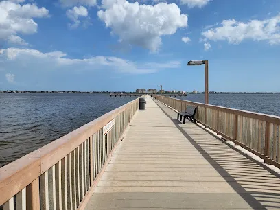 Cape Coral Yacht Club Park Fishing Pier