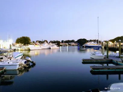 Hyannis Marina