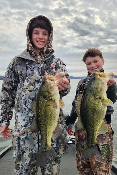 Hydrilla Gorilla Guide Service - Lake Guntersville