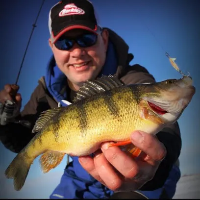 Nick’s Devils Lake guide service