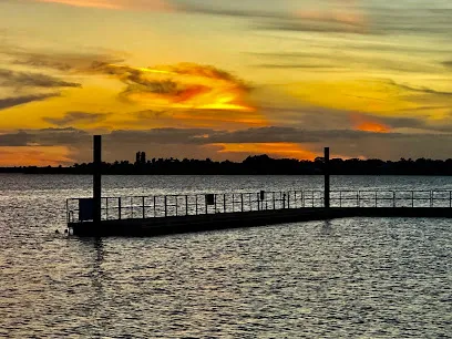 North Shore Park Fishing Pier