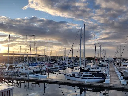 Pier 32 Marina